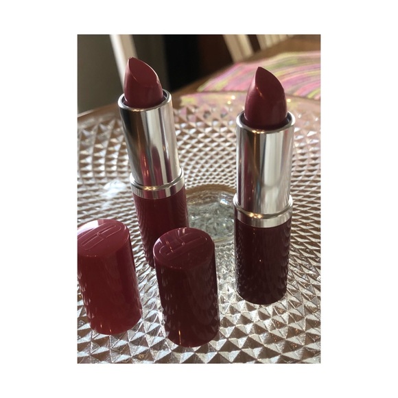 Clinique Other - 🎉 Clinique LOT 2 Lipsticks Plum Pop & Love Pop